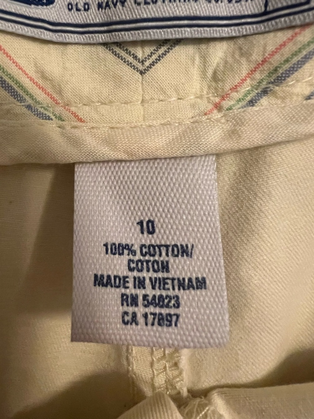Old Navy Light Yellow Bermuda Shorts - Picture 5 of 5